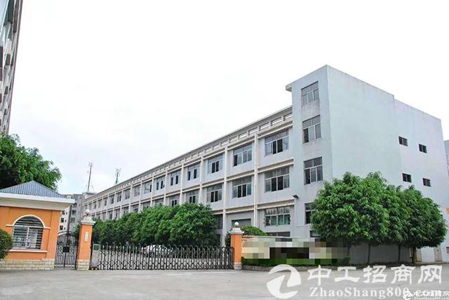 厂房装修必备的建筑材料：氟碳漆介绍